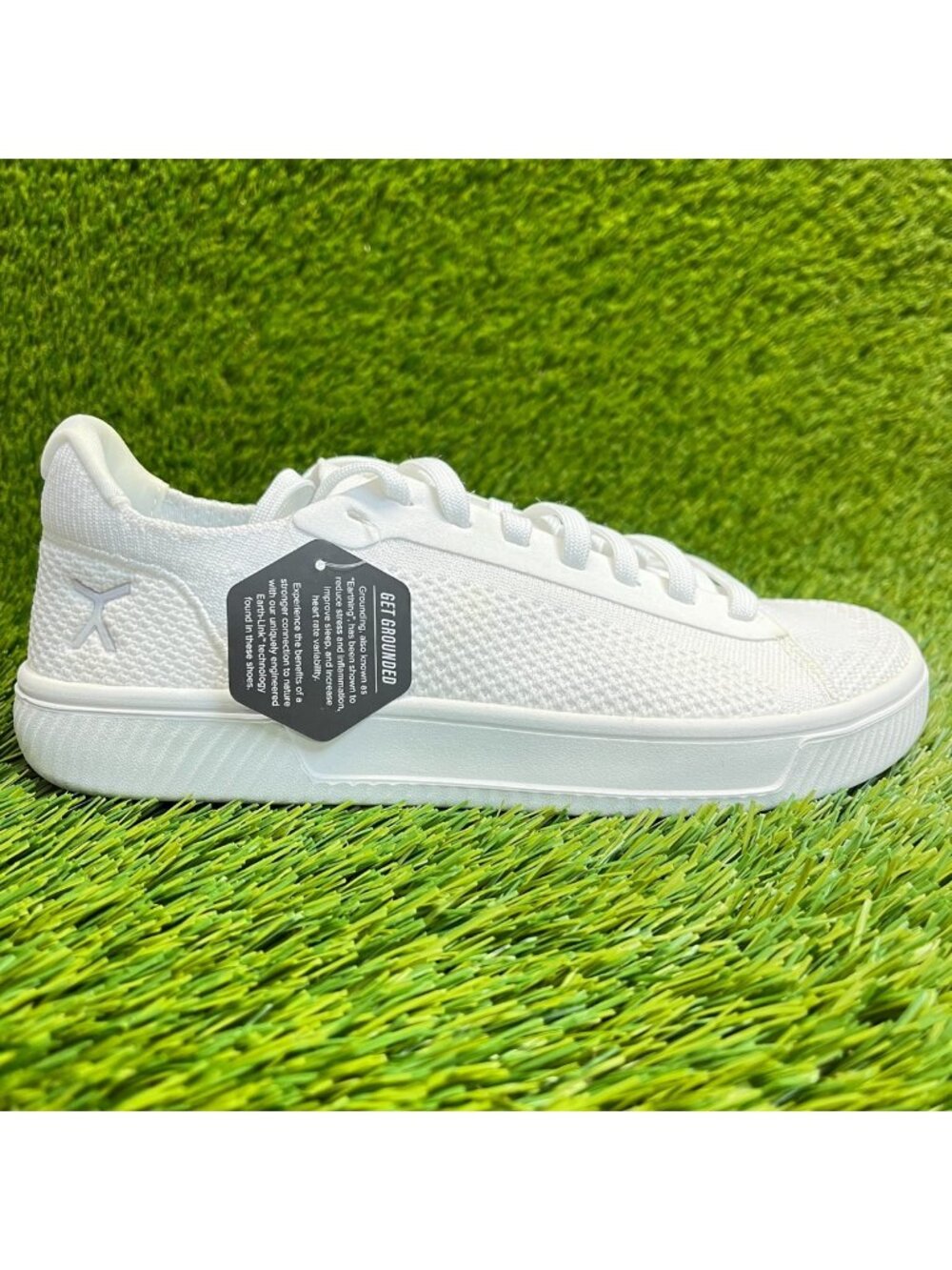 Flux Footwear Adapt Trainer White Womens Size 7.5 Athletic Knit Shoes Sneakers